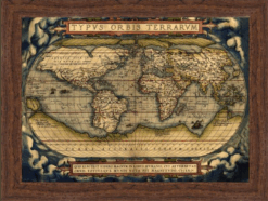 Старинна карта на света в дървена рамка – ретро декоративно пано с надпис Typus Orbis Terrarum