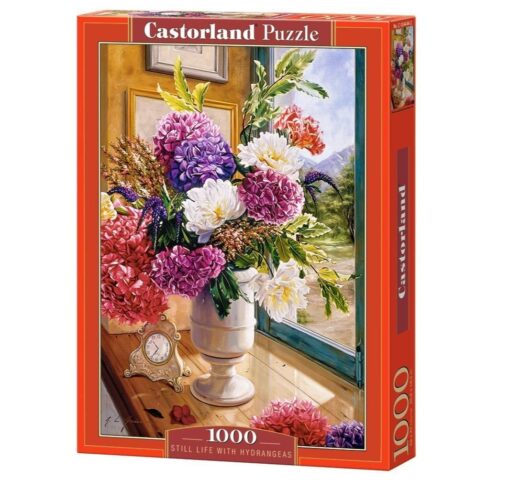 Пъзел Castorland от 1000 части – натюрморт с хортензии във ваза до прозорец. Цветна и романтична композиция с класически елементи и ретро часовник