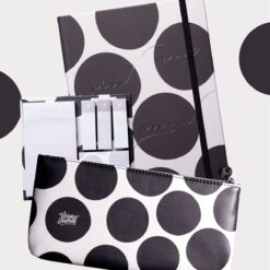 Подаръчен комплект тефтер А5 с твърди корици и несесер от еко кожа, в кутия