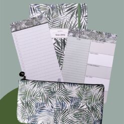 Подаръчен комплект тефтер А5 с твърди корици и несесер от еко кожа, в кутия
