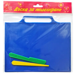 Дъска за пластилин 17х 21,5 см + ножче и показалка